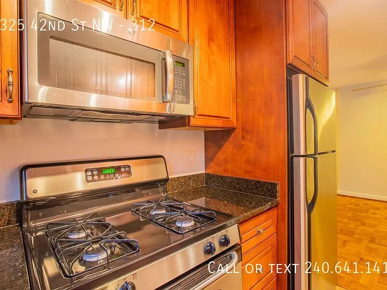 2325 42nd St NW #312 — Photo 8
