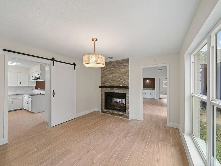 15034 Rose Valley Dr — Photo 11