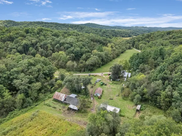 N7255 Holley Rd, Holmen, WI 54636