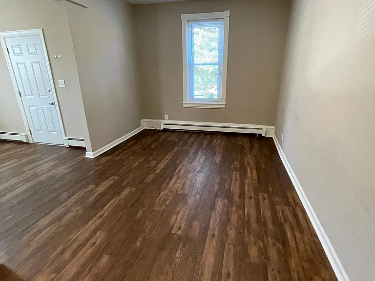 260 Bridge St #2 — Photo 3