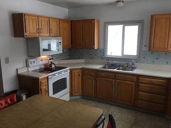 4th image of 601 Livingston Ave