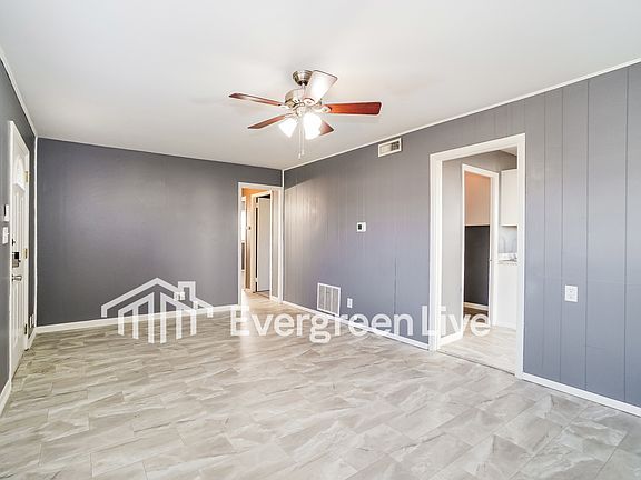 5th image of 257 Saint Christopher Ln