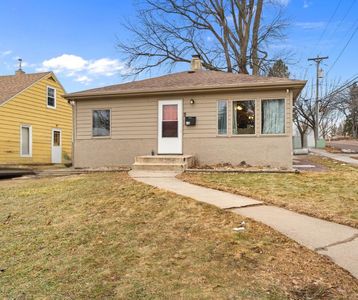 1801 S West Ave, Sioux Falls, SD, 57105