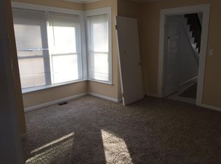 707 Chestnut St #1ST, Waukegan, IL 60085