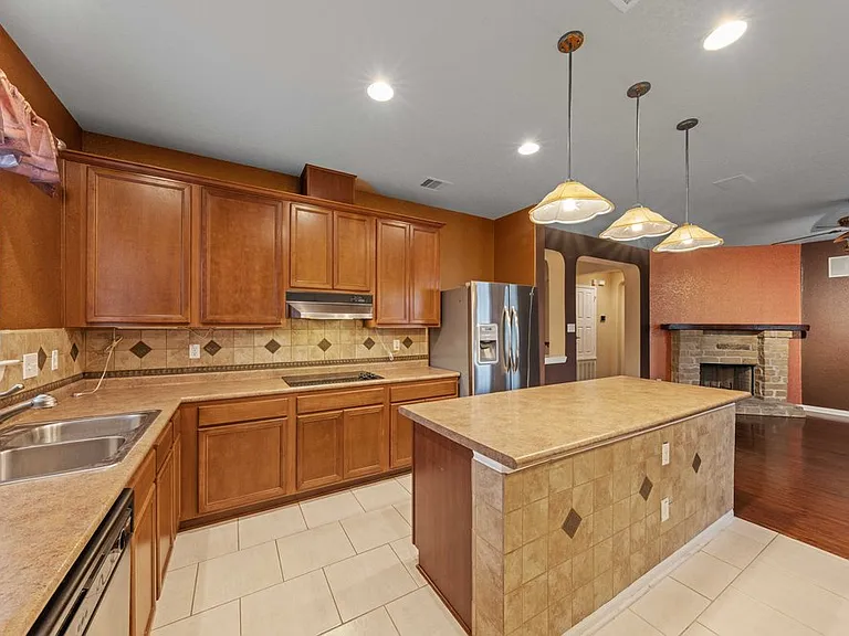 141 Springtree Gate — Photo 14