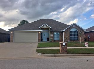 609 Vickery Ave, Yukon, OK 73099