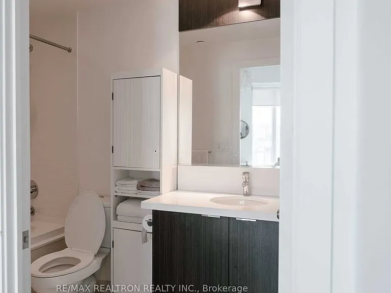 21 Widmer St #2906 — Photo 12