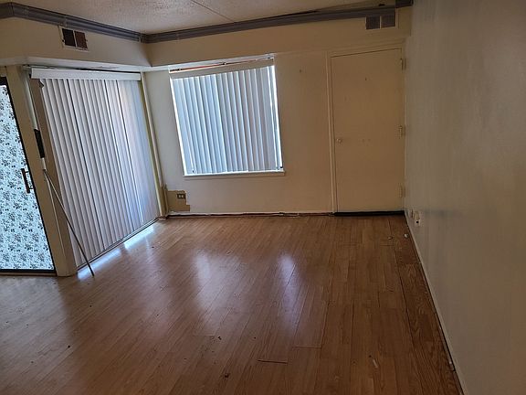 2nd image of 400 Park Ave APT 106