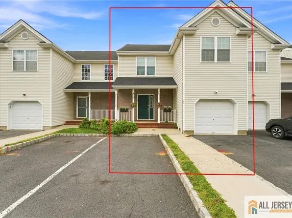 26 E Burgess Dr, Piscataway, NJ 08854