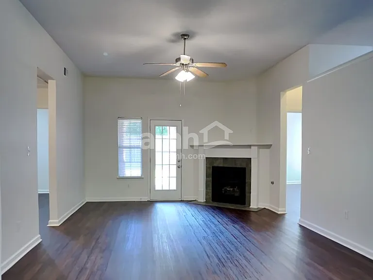 4453 Graham Lake Dr — Photo 6