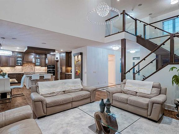 5th image of 90 W Silverado Ranch Way SW