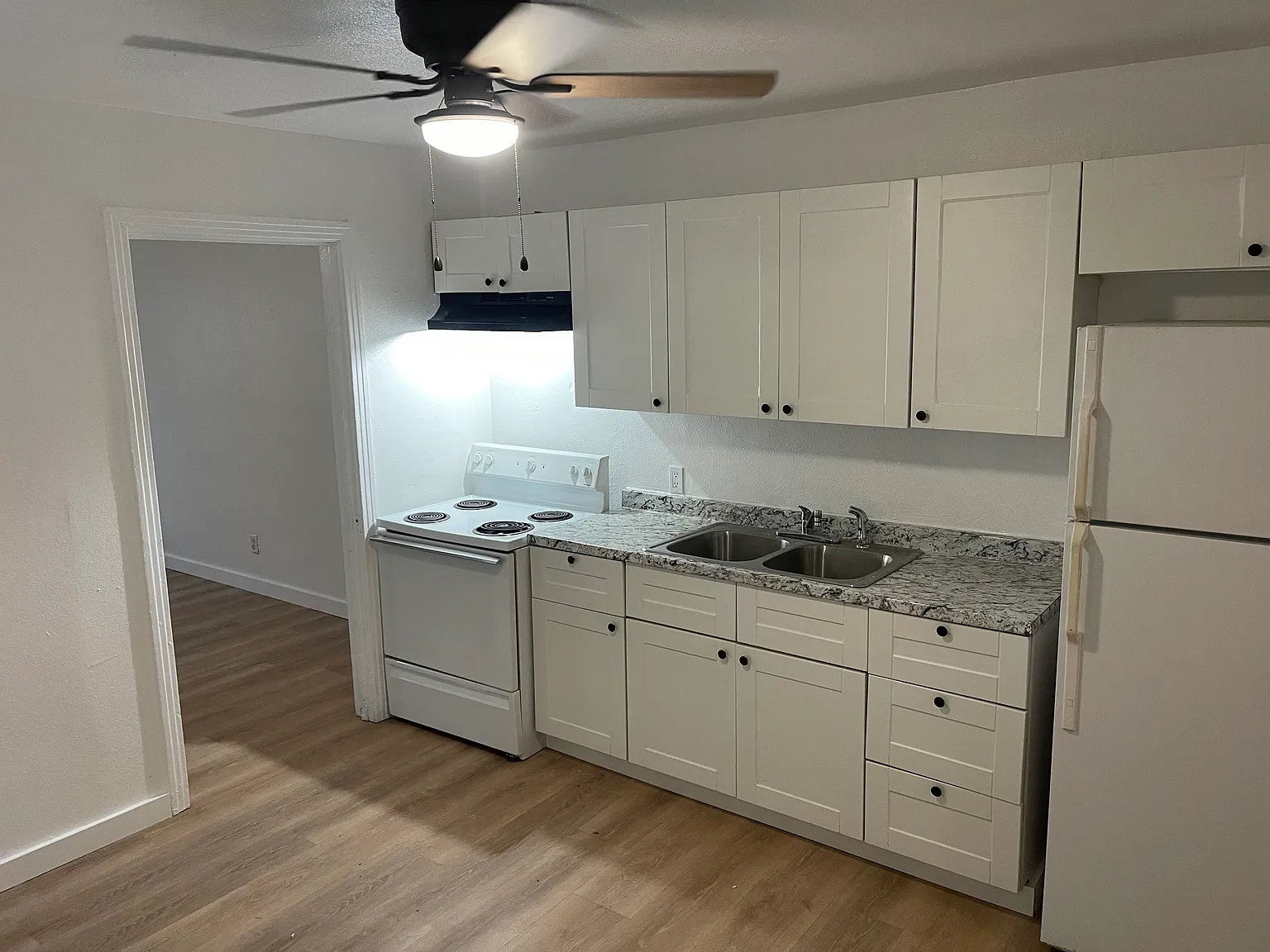 1 bed, 700 sqft, $850 — Photo 4