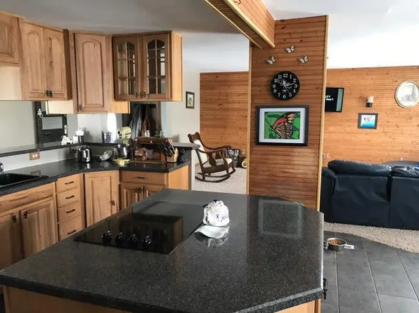 2850 93rd St SE, Bismarck, ND 58504