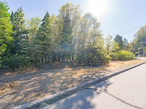 4th image of 0 N Bay Rd #6