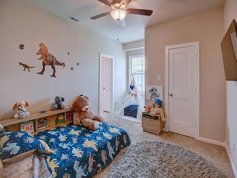 2543 Manor Valley Ct — Photo 20