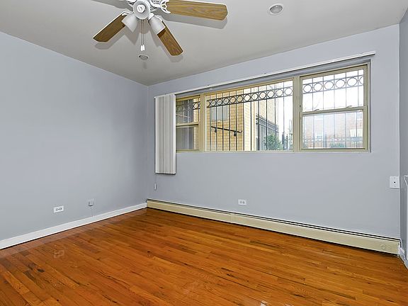 4th image of 3757-59 W 59th St #3757