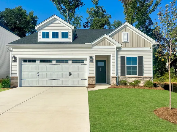 7083 New Horizons Ln, Boiling Springs, SC 29316