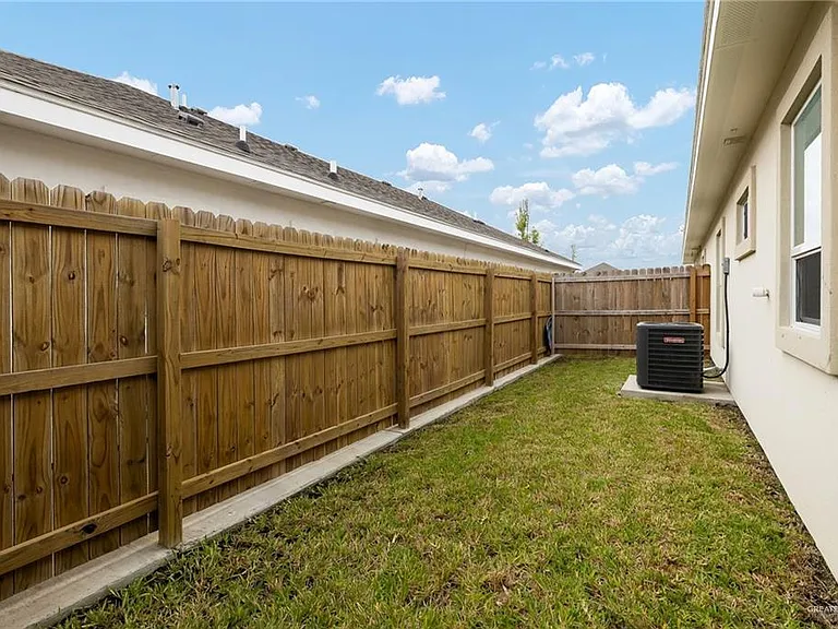 5708 Puffin Ave #1 — Photo 13
