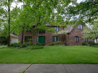 7115 Regal Dr, Parma, OH 44129