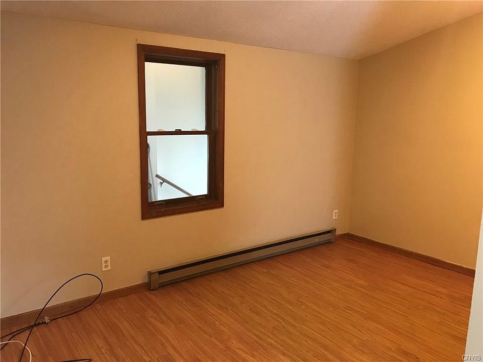 2nd image of 5955 James St APT 2