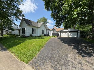 901 N Harrison St, Rushville, IN 46173