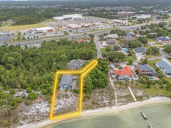 3rd image of 1817 Navarre Sound Cir