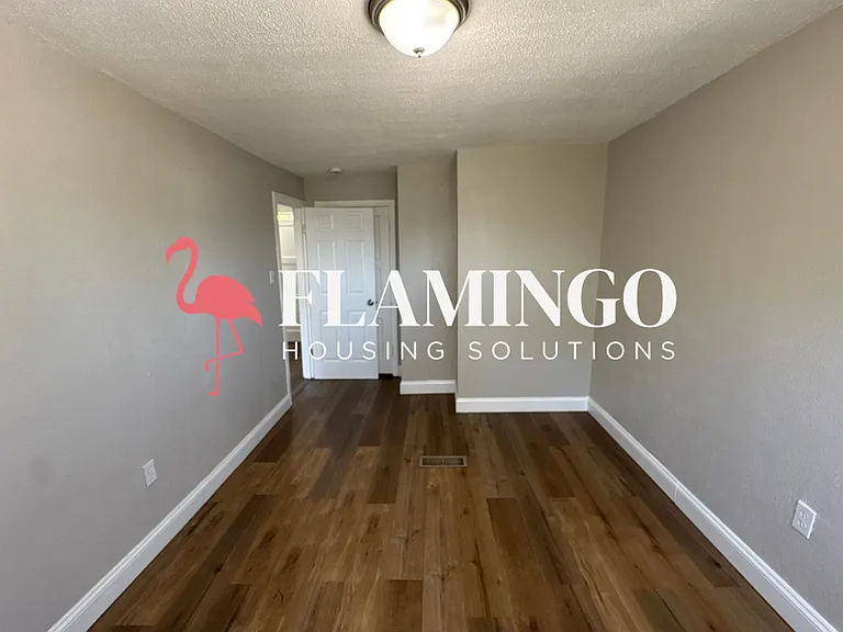 929 Stolz Ave — Photo 12