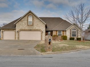 4615 W Meadowlark St, Battlefield, MO 65619