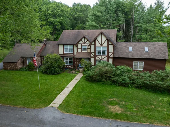53 Dunlap Rd, Du Bois, PA 15801