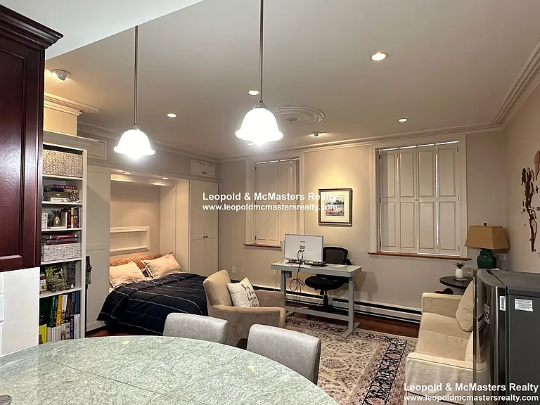 82 Chestnut St #21 — Photo 6