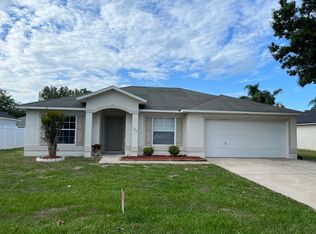 124 Heathrow Dr, Daytona Beach, FL 32117