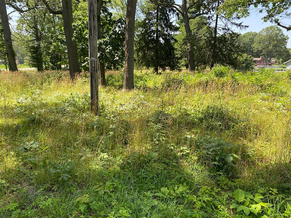 2nd image of 69050 Island Dr