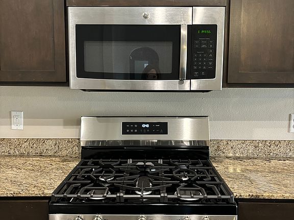 brand new five burner stainless gas stove