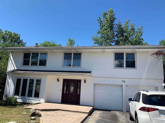 2nd image of 39 Irving Dr