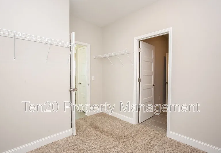 9827 Yellow Pine Rd — Photo 14