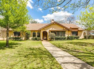 903 Berkley Dr, Cleburne, TX 76033