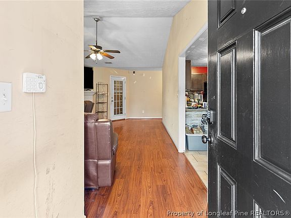3rd image of 5313 Wallbrook Dr