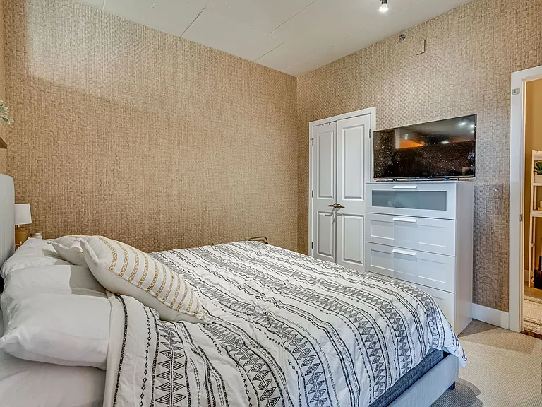 520 John Carlyle St #304 — Photo 12
