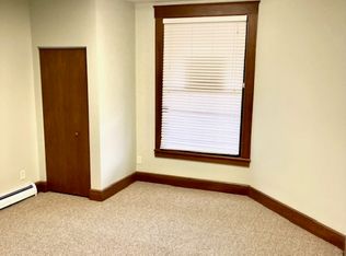 755 Broadway Ave #B, Bedford, OH 44146