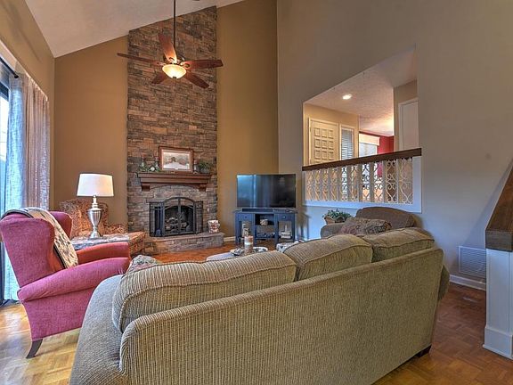 5th image of 27 Pulpit Ln #0