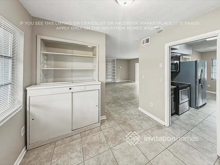 12160 Croft Dr — Photo 7