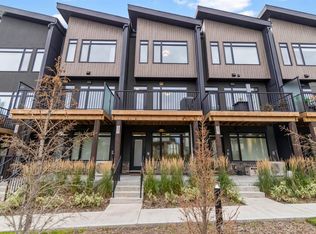 52 N Royal Elm Grn NW, Calgary, AB T3G0G8