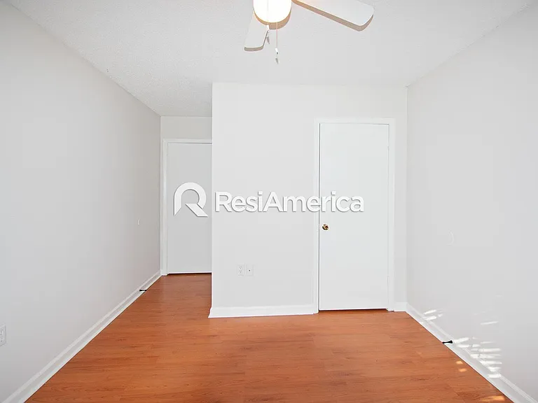 3922 N Heatherhill Dr — Photo 13