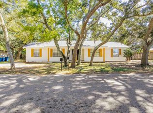 207 McClure Dr APT B, Gulf Breeze, FL 32561