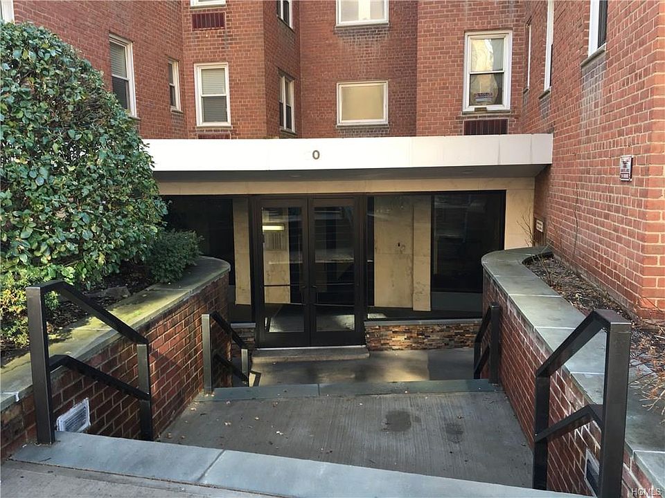 1st image of 30 E Hartsdale Ave APT 1L