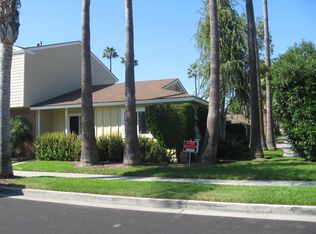 21241 Chesterfield Ln, Huntington Beach, CA 92646