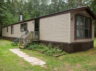 8588 80th St, Howard City, MI