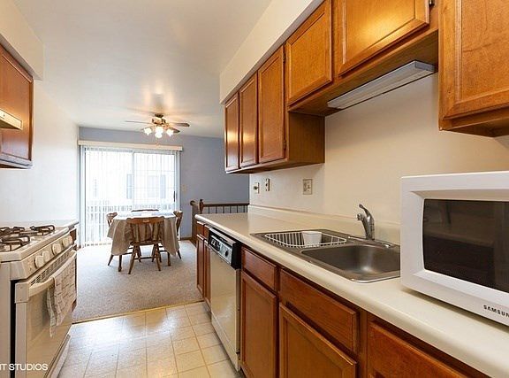 5th image of 2268 Valley Creek Dr