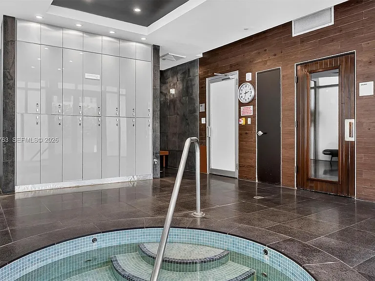 500 Brickell Ave #1100 — Photo 34