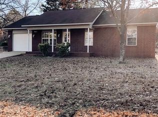 4029 Coachlight Ln, Ozark, AR 72949